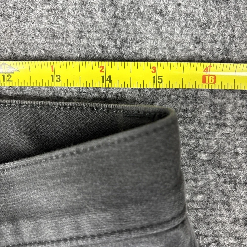Banana Republic Men's Traveler Jeans 31x30 Slim Fit Charcoal Gray Stretch Denim